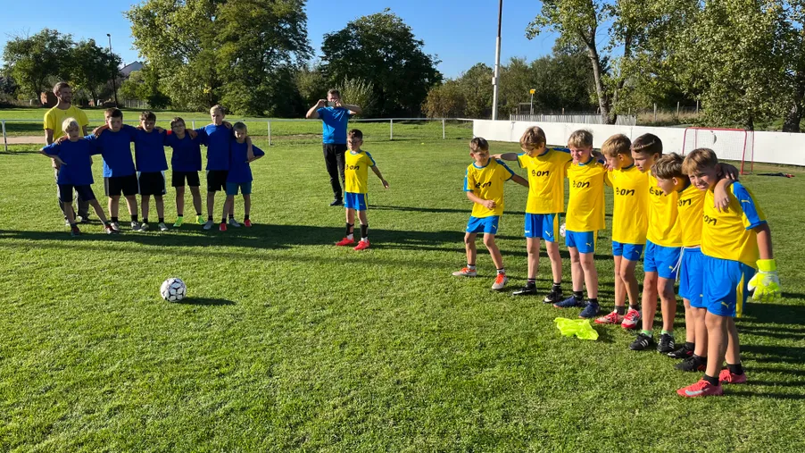 Ministranti se utkali ve fotbale. Zvítězily týmy z farností Křetín a Jedovnice
